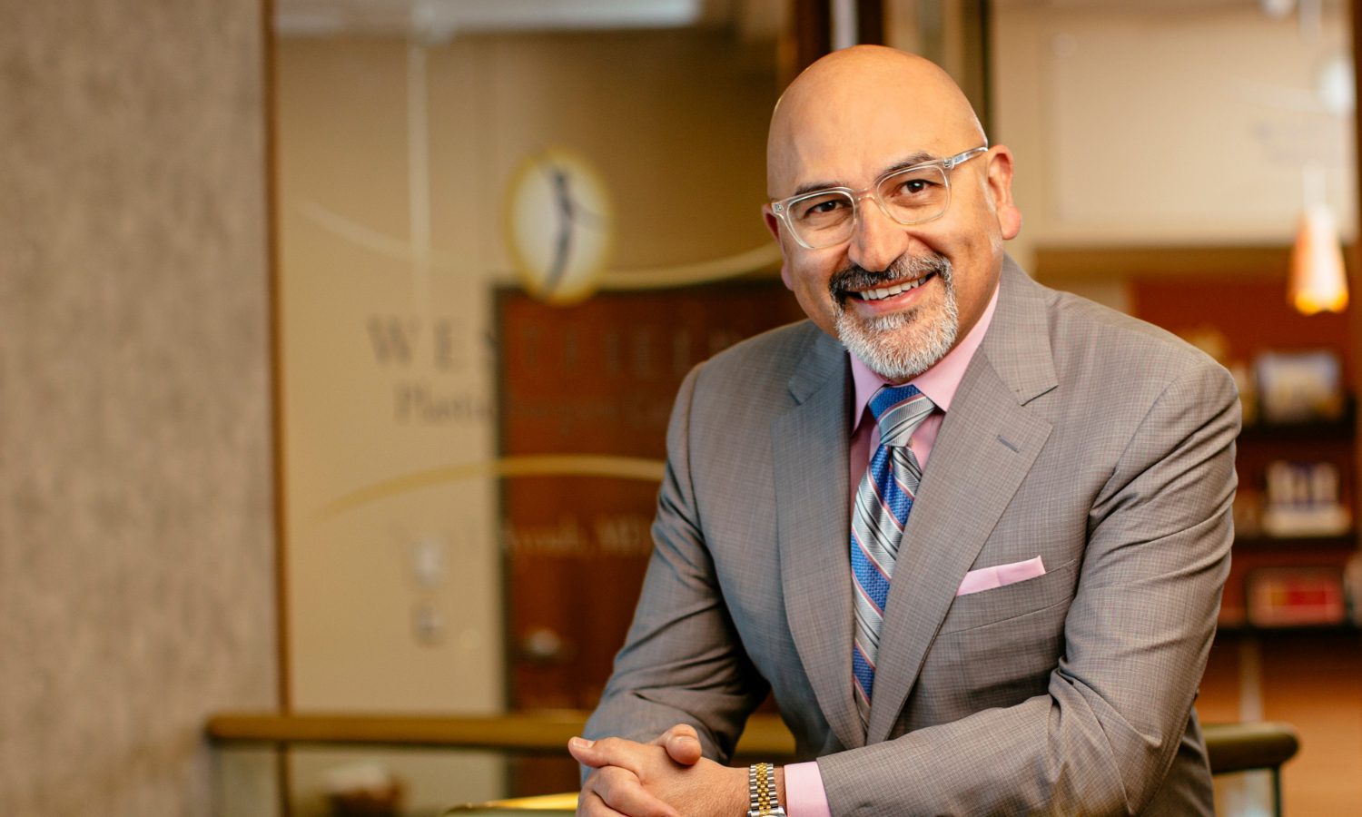 Dr Ayoub's Headshot